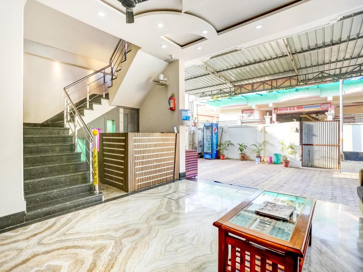 Oyo 75850 Vishwanath Guest House Varanasi Bagian luar foto